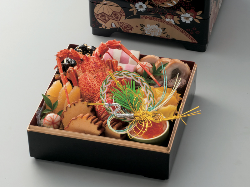 What makes Japanese food packaging more innovative and user